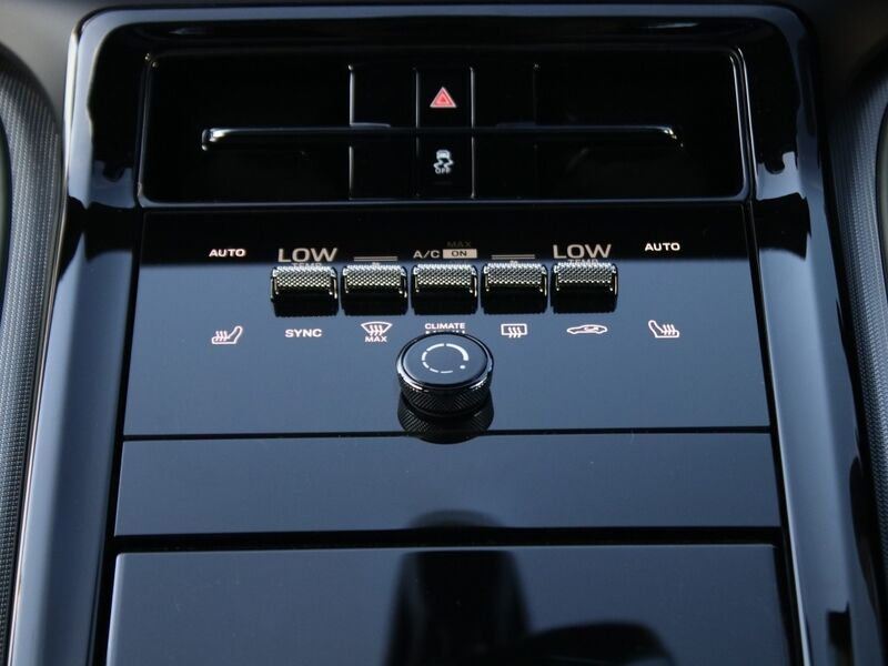 More views of Porsche Panamera