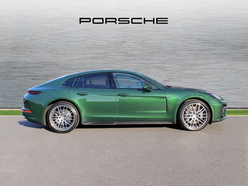 More views of Porsche Panamera