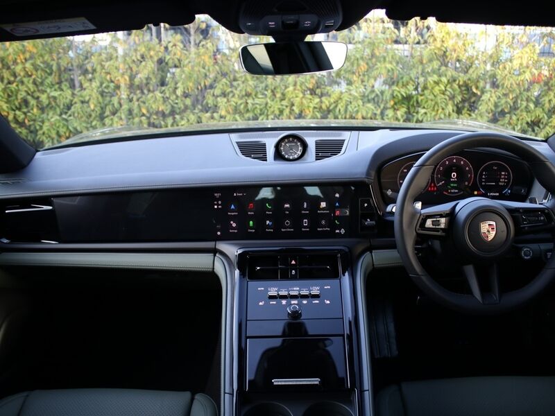 More views of Porsche Panamera