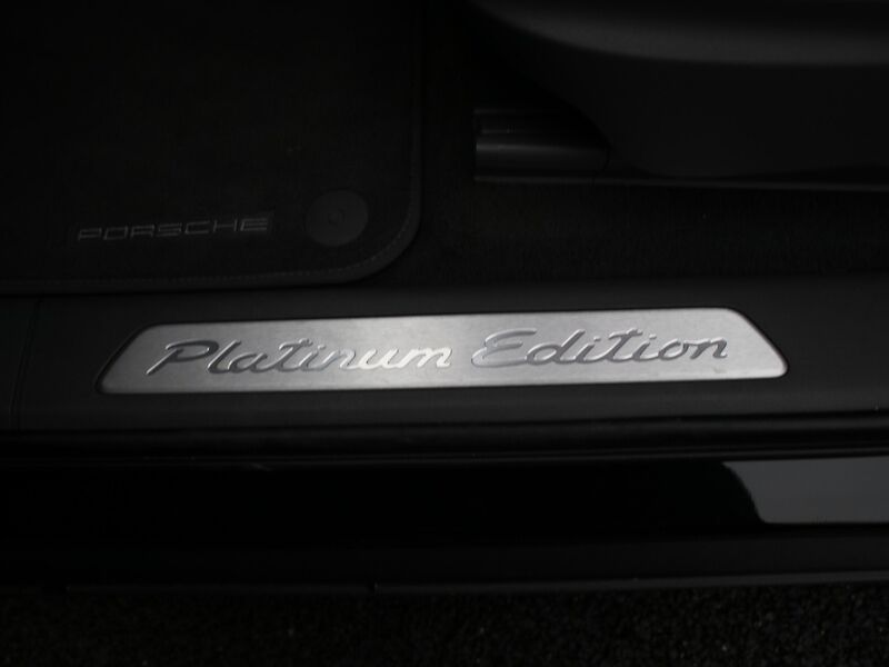 More views of Porsche Cayenne