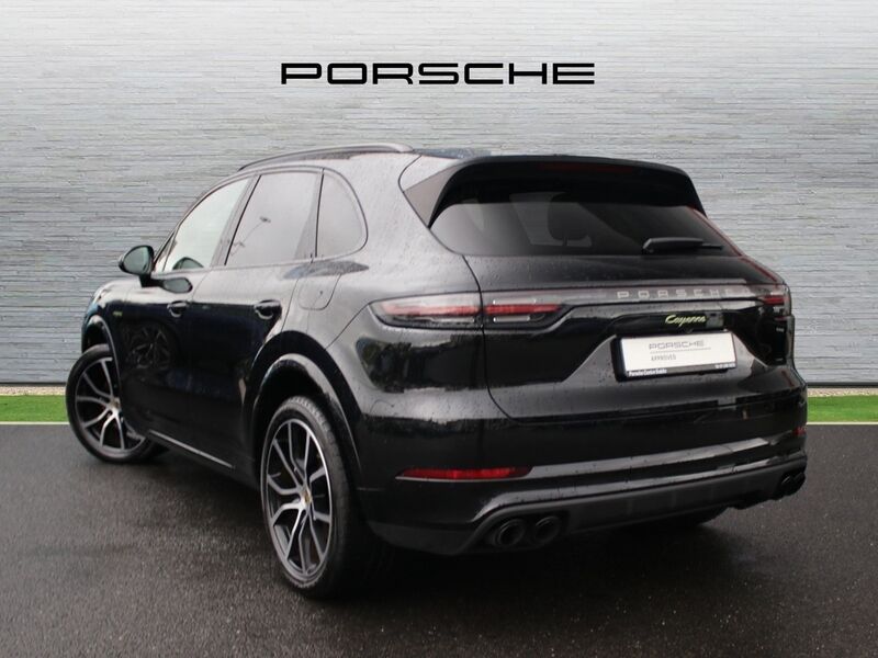 More views of Porsche Cayenne