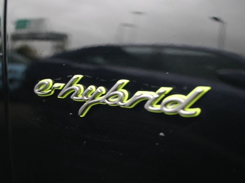 More views of Porsche Cayenne