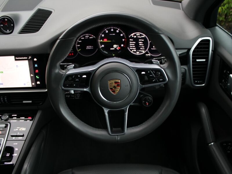 More views of Porsche Cayenne