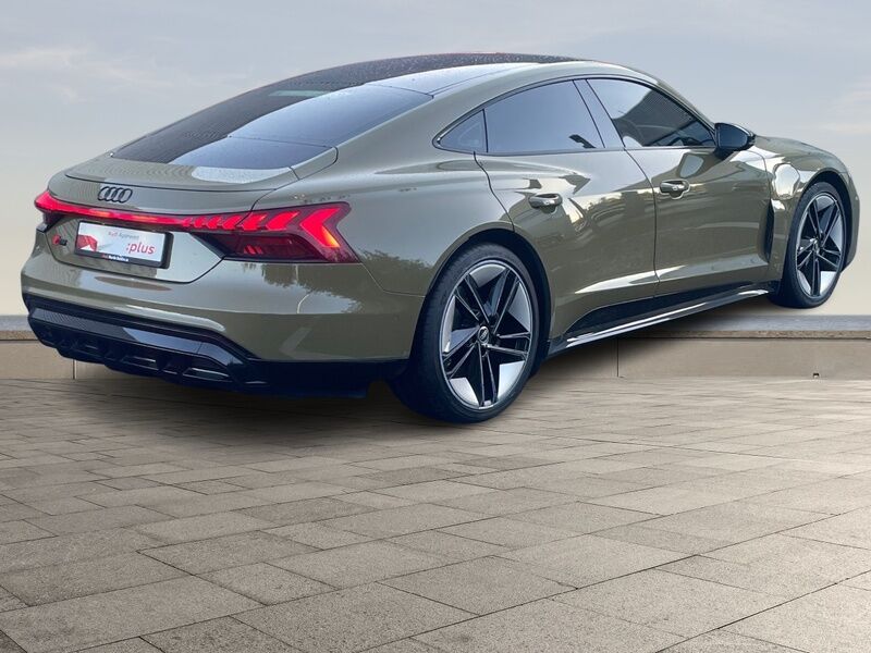 More views of Audi e-tron GT quattro