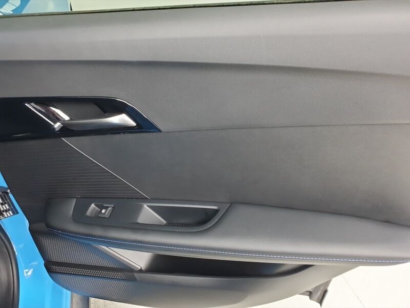 More views of MG MG4 EV