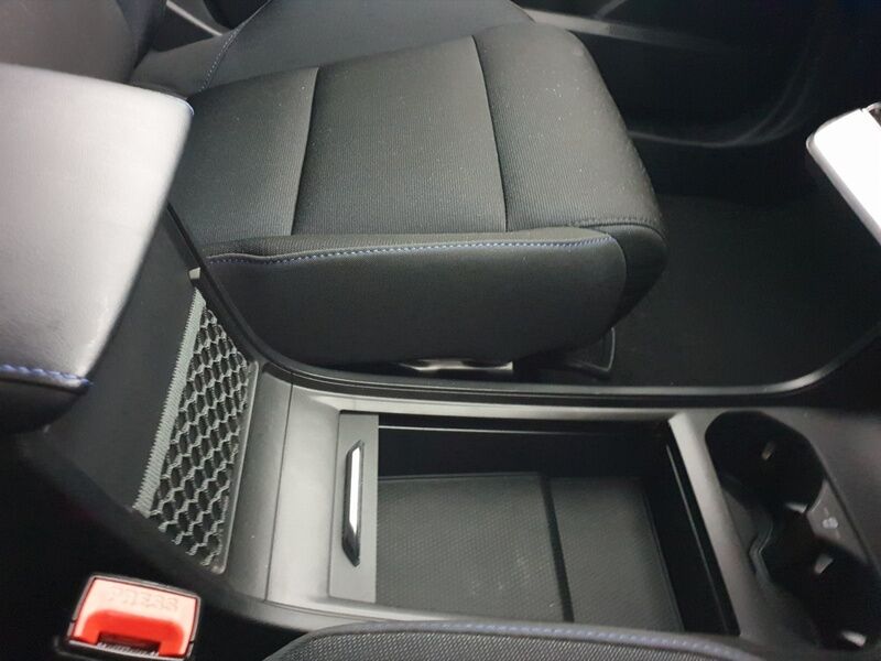 More views of MG MG4 EV