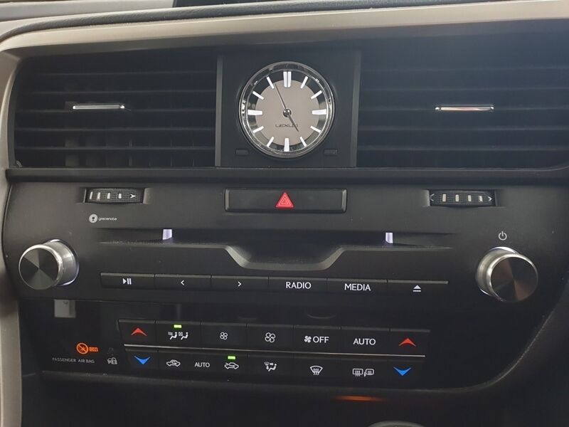 More views of Lexus RX450H