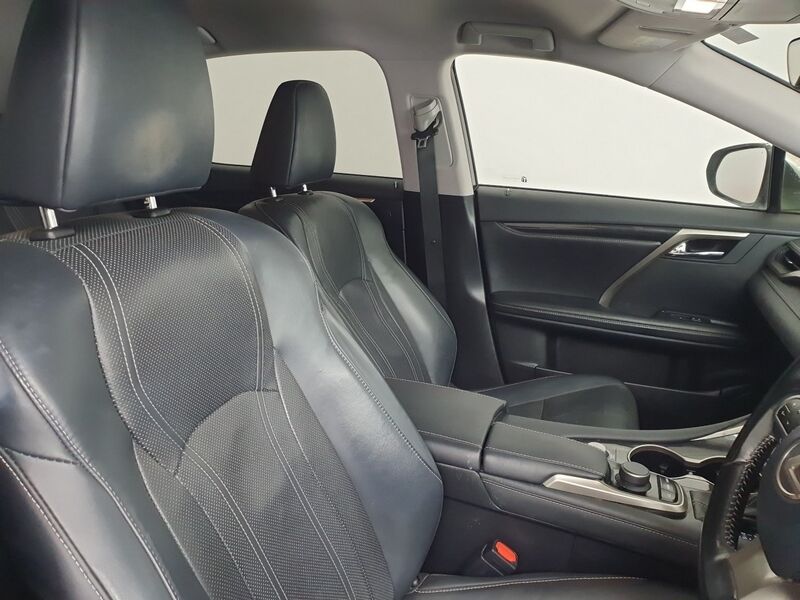 More views of Lexus RX450H