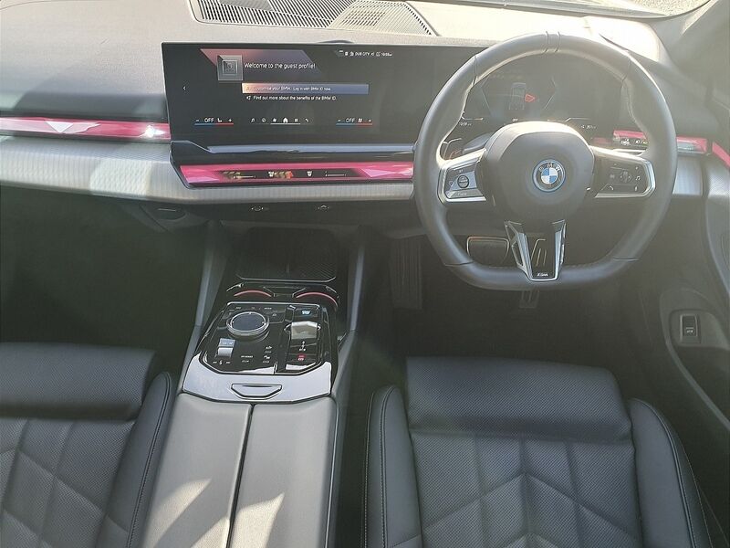 More views of BMW i5