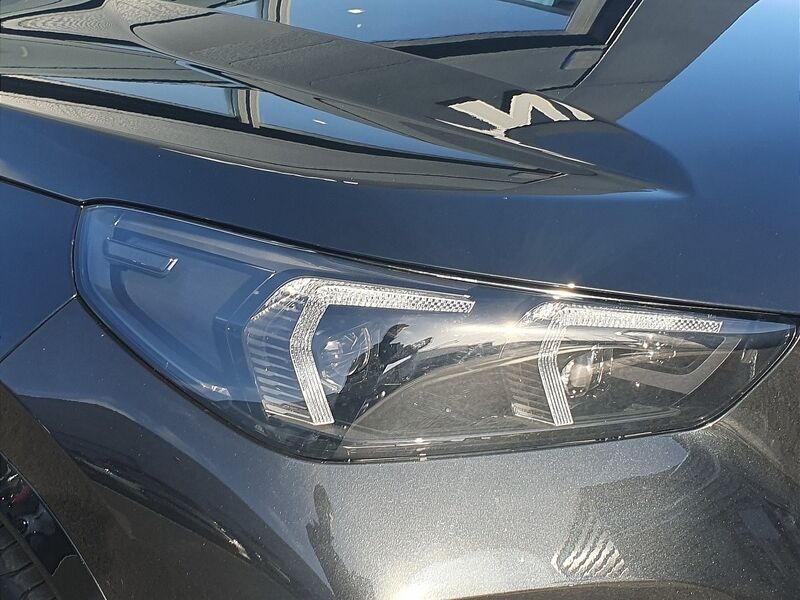 More views of BMW X1