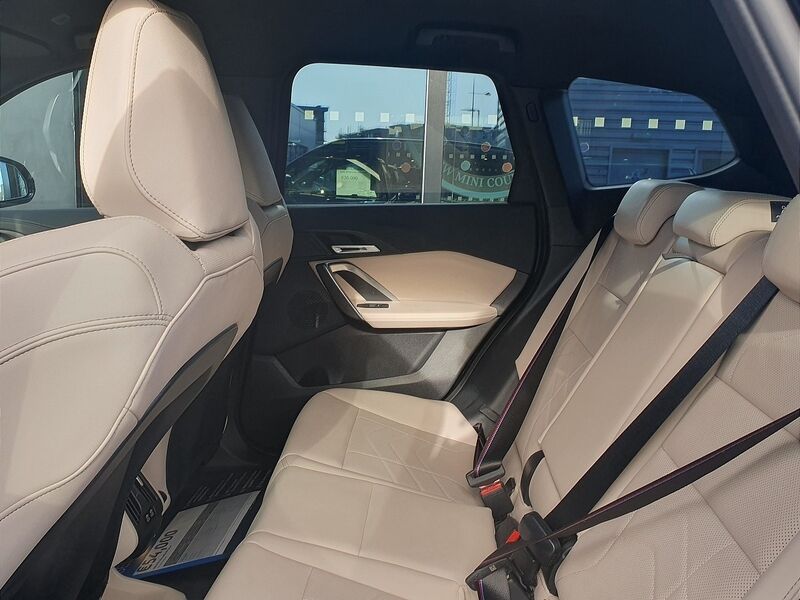 More views of BMW X1