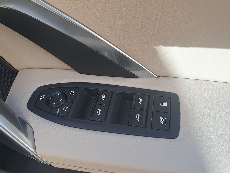 More views of BMW X1