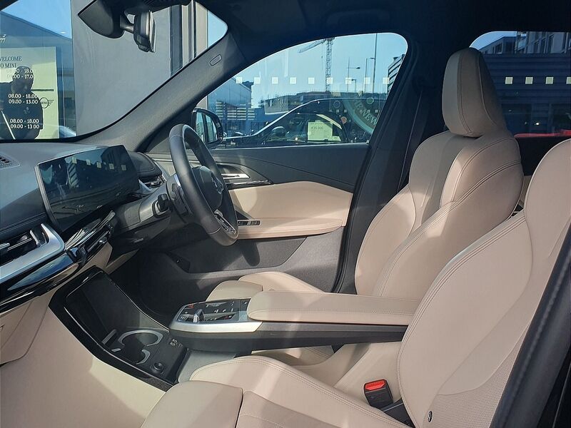 More views of BMW X1