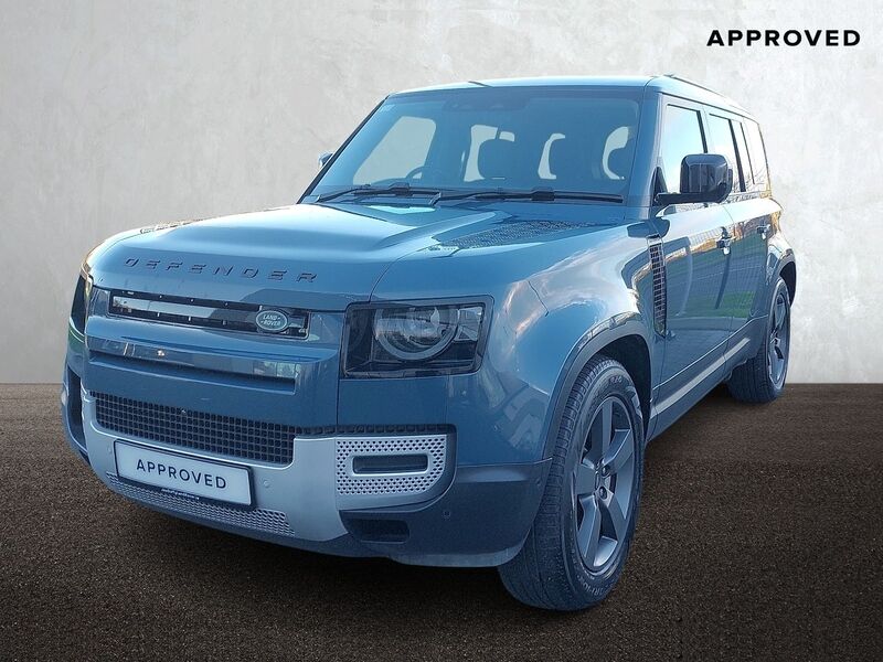 More views of Land Rover Defender