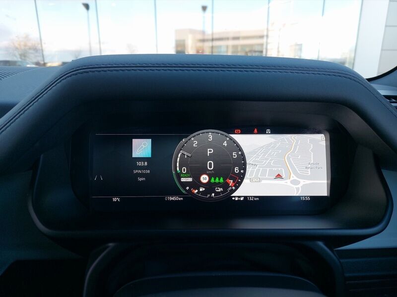 More views of Land Rover Defender