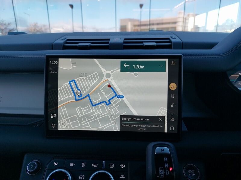 More views of Land Rover Defender