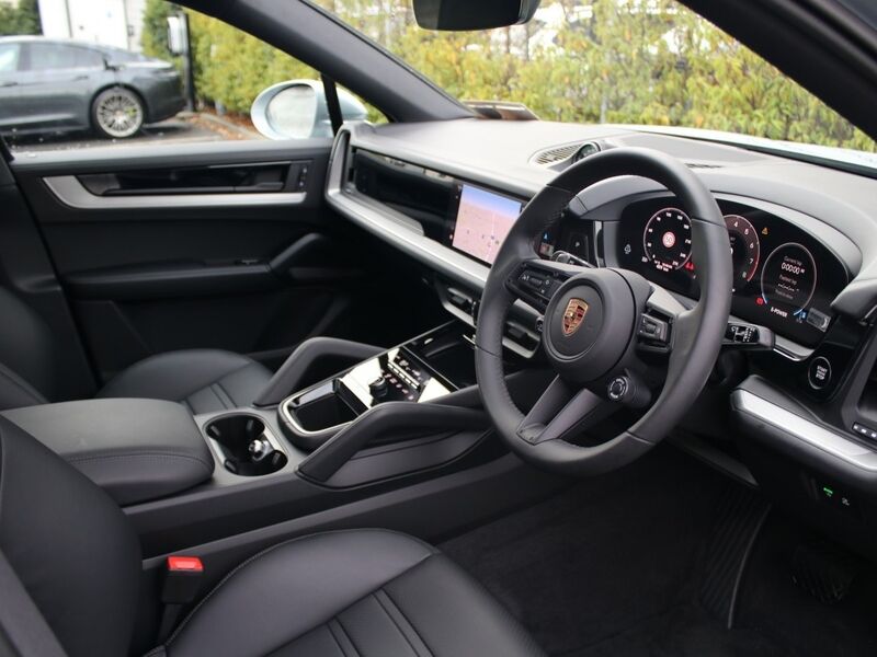 More views of Porsche Cayenne
