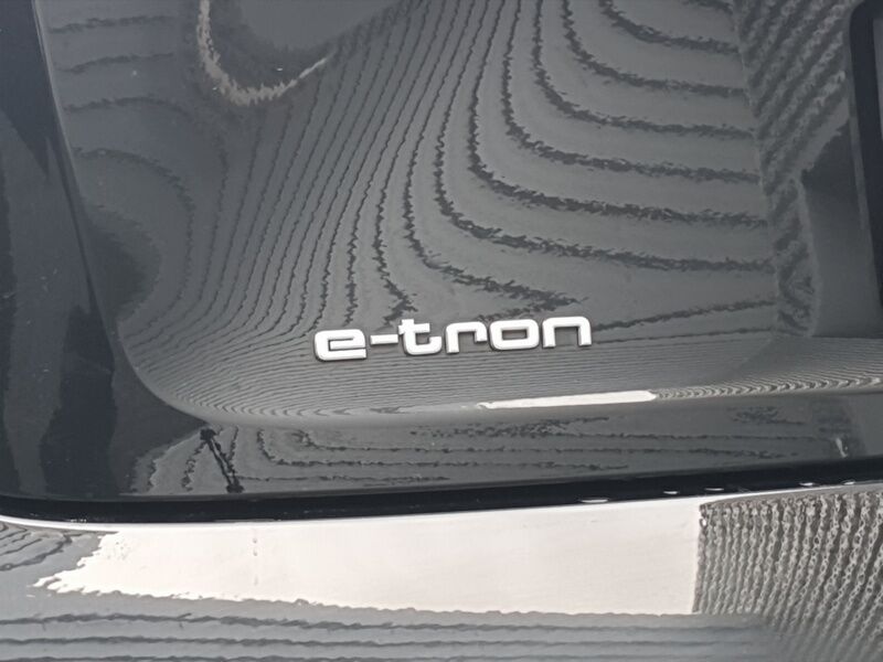 More views of Audi E-Tron
