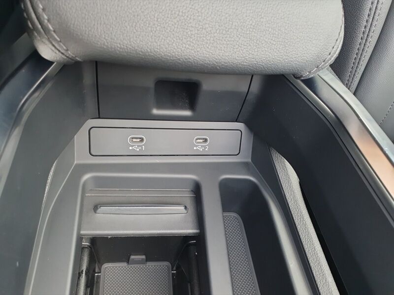 More views of Audi E-Tron