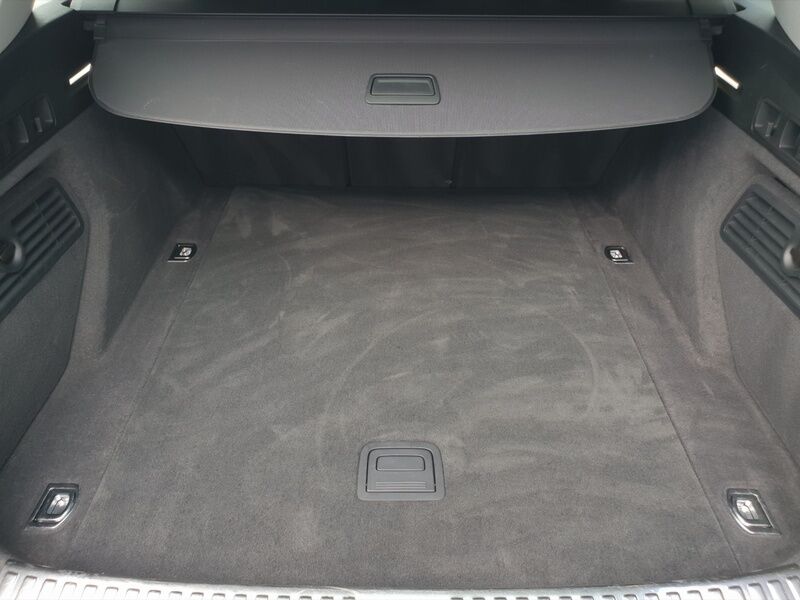 More views of Audi E-Tron