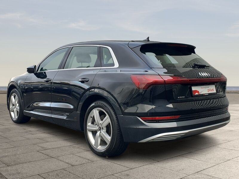 More views of Audi E-Tron