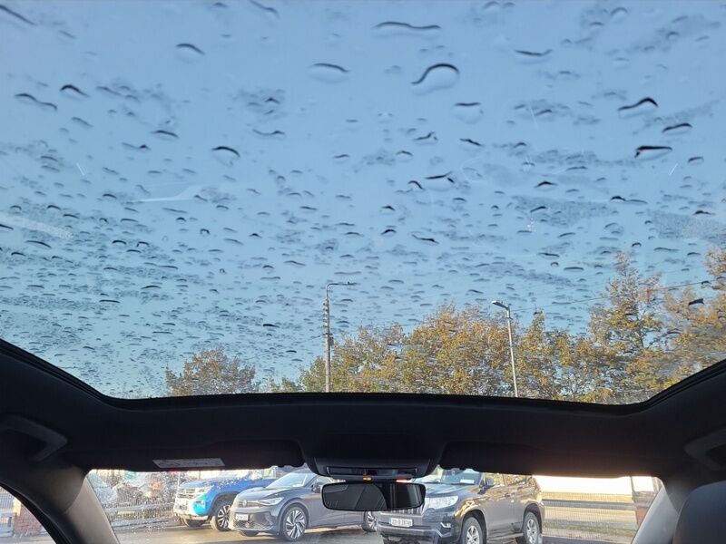 More views of Volkswagen ID.5