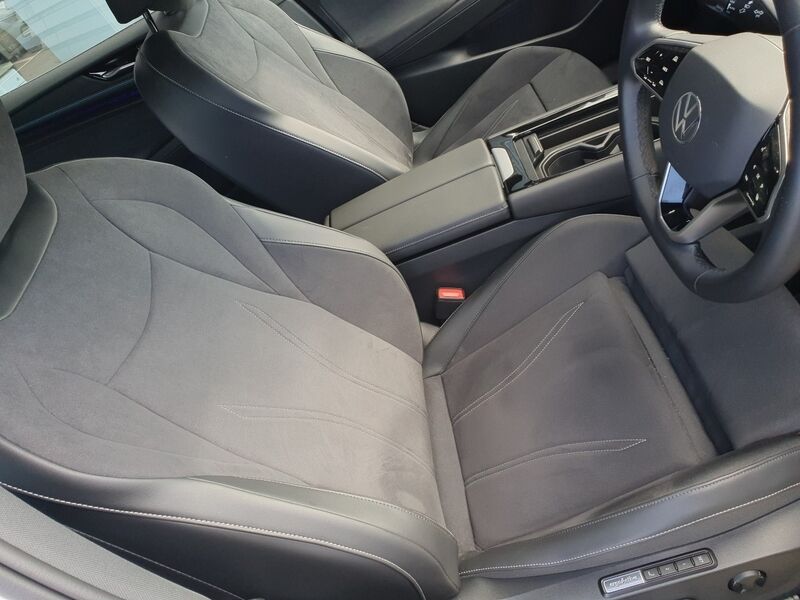 More views of Volkswagen ID.7