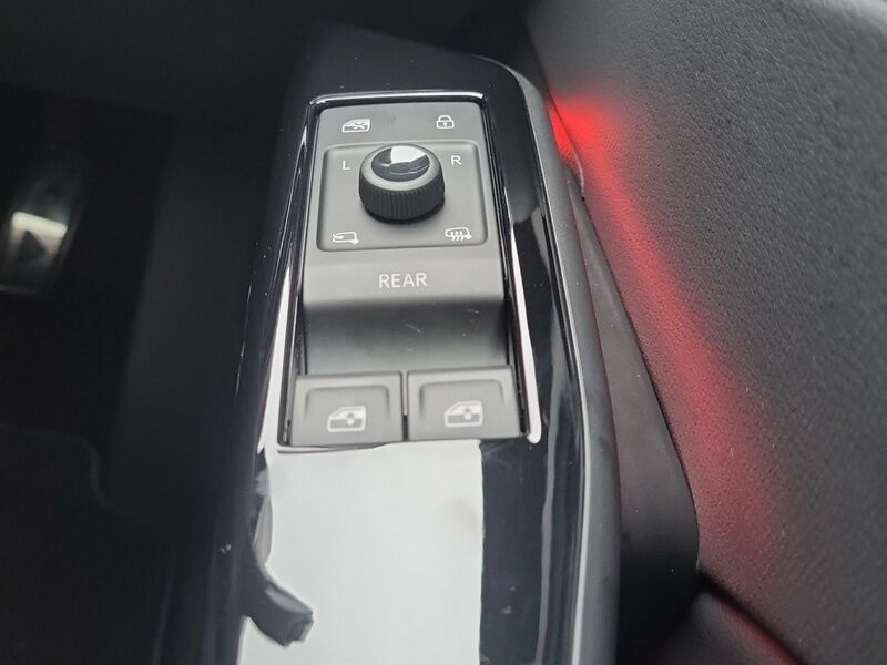 More views of Volkswagen ID.3