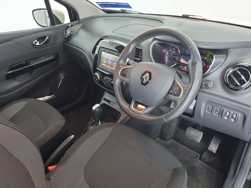 More views of Renault Captur