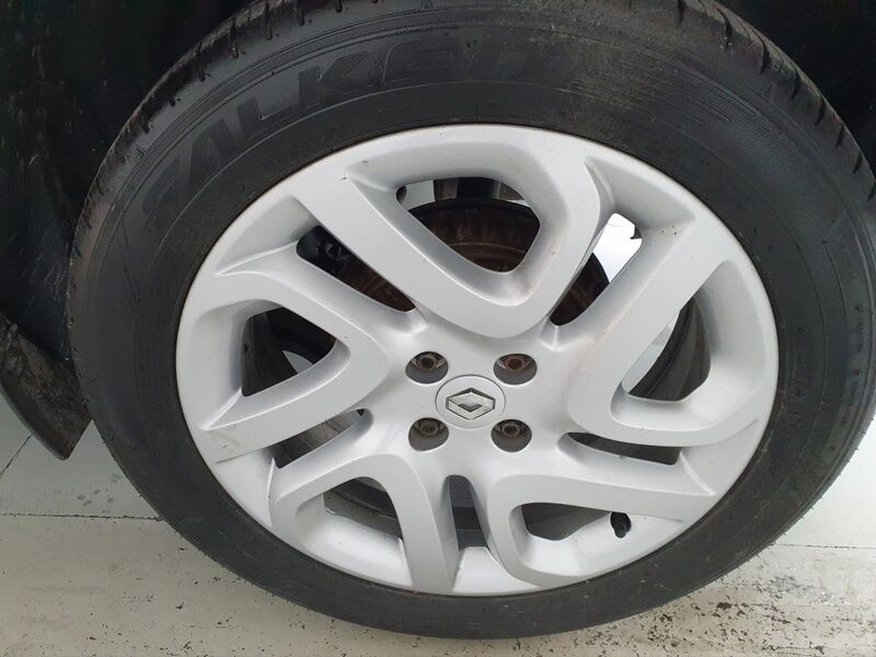 More views of Renault Captur