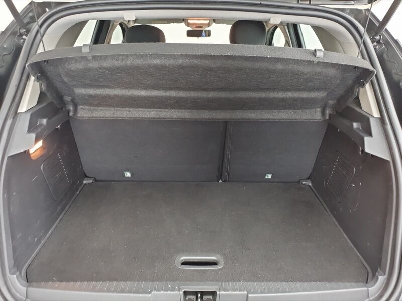 More views of Renault Captur