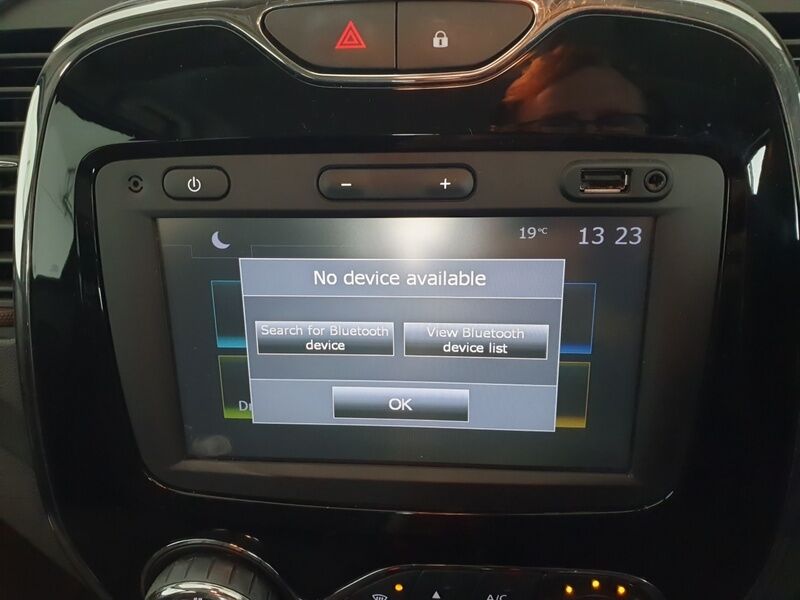 More views of Renault Captur