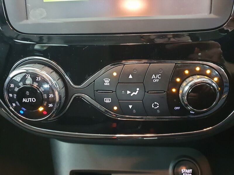 More views of Renault Captur