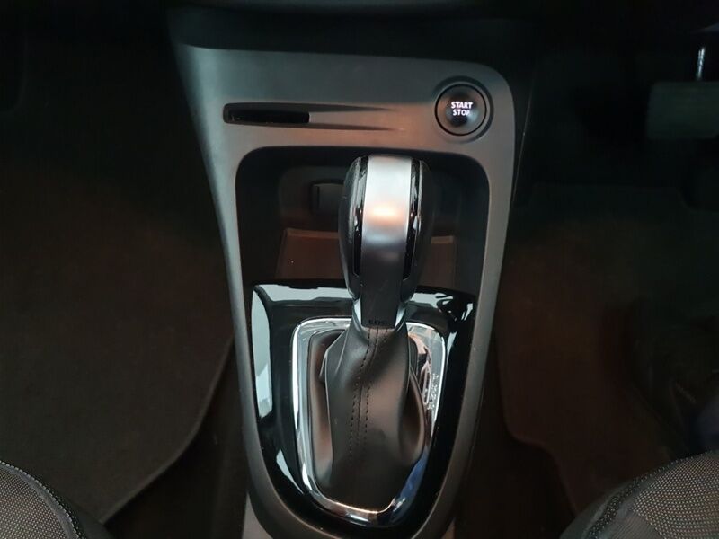 More views of Renault Captur