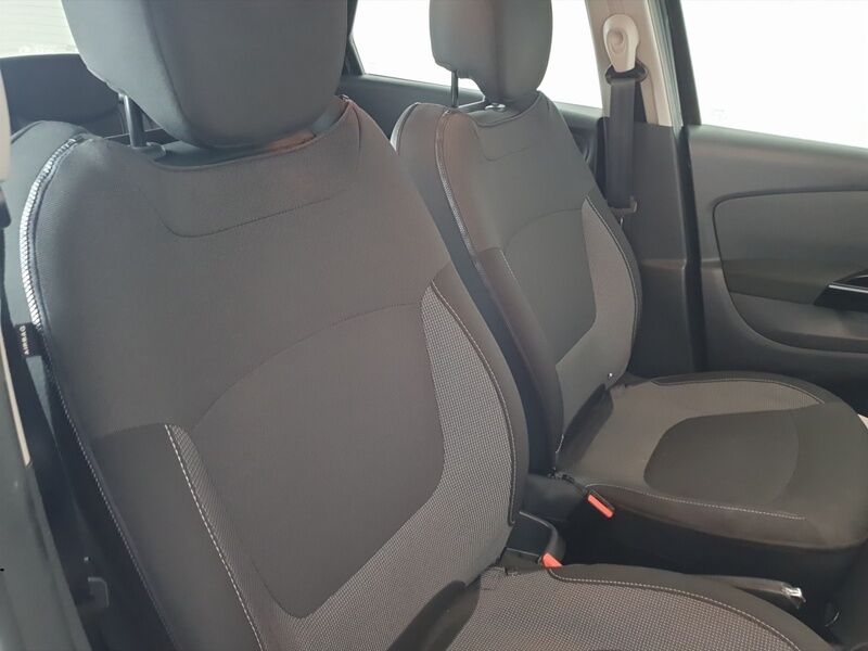 More views of Renault Captur