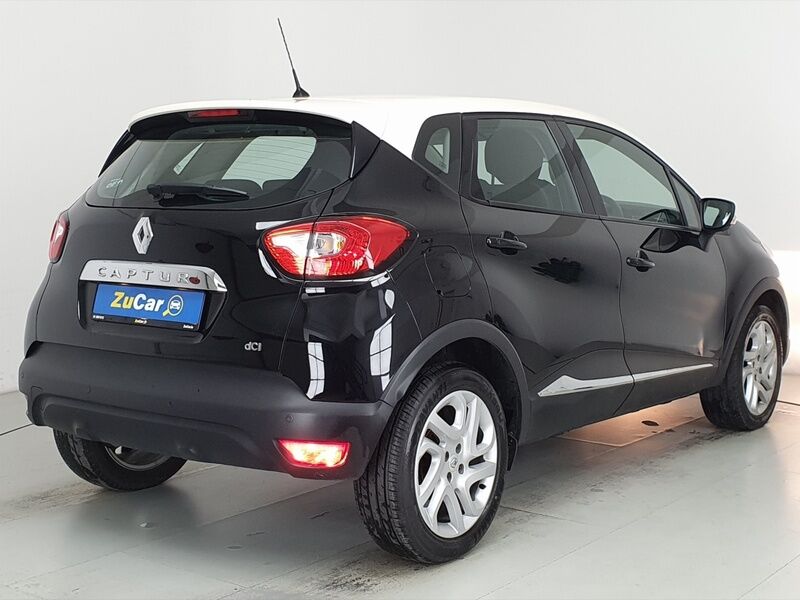 More views of Renault Captur