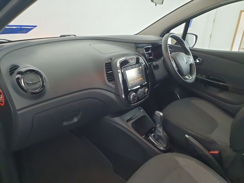 More views of Renault Captur