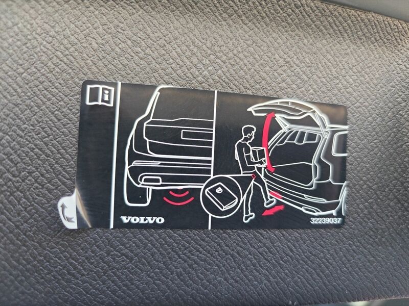 More views of Volvo XC90