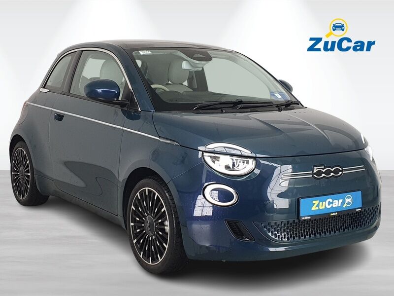 More views of Fiat 500e