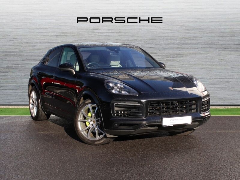 More views of Porsche Cayenne