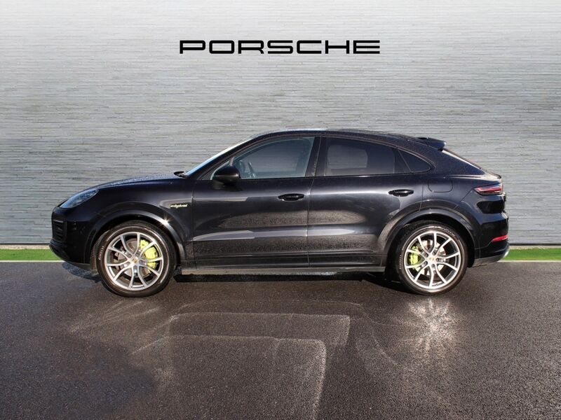 More views of Porsche Cayenne