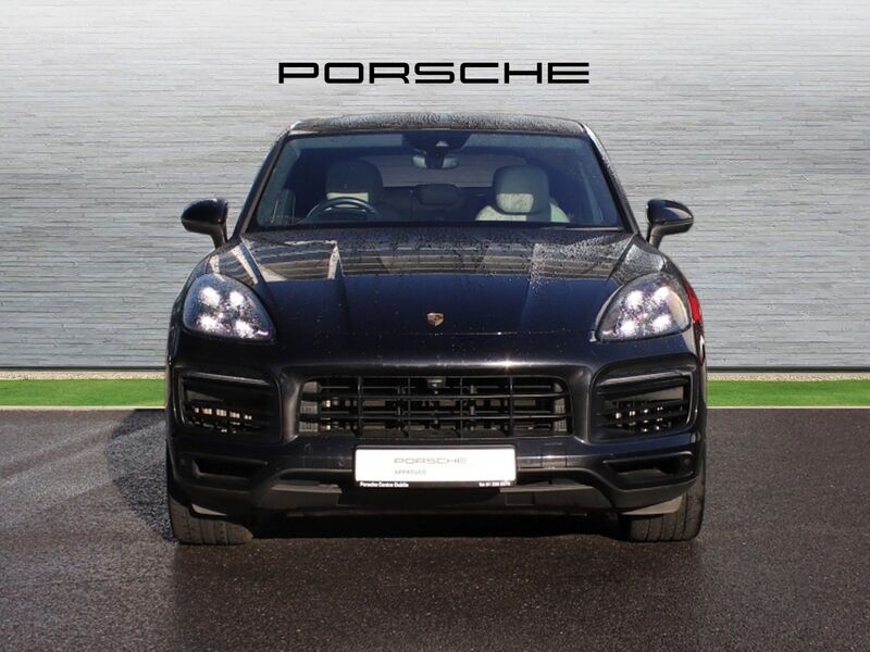 More views of Porsche Cayenne
