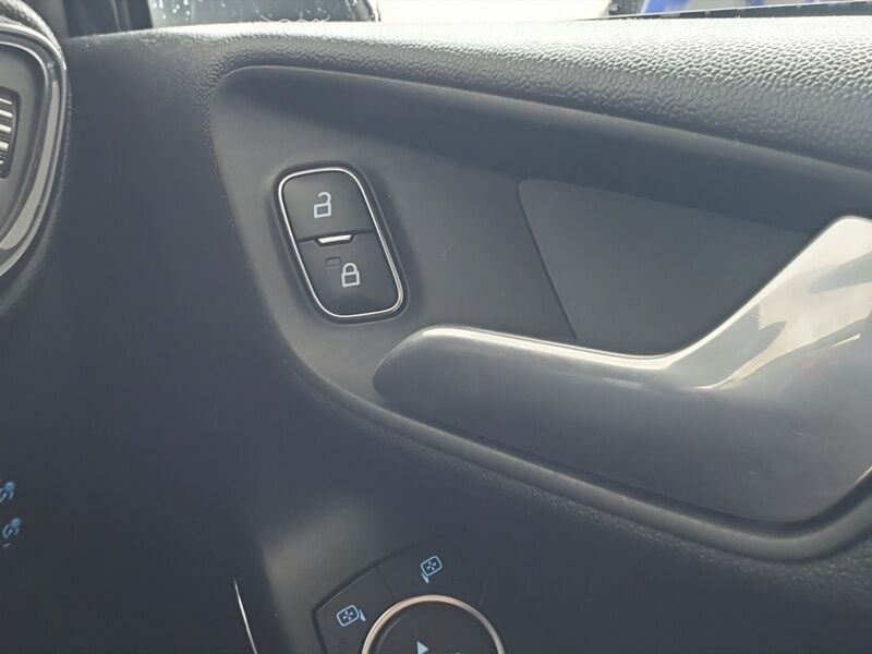 More views of Ford Fiesta