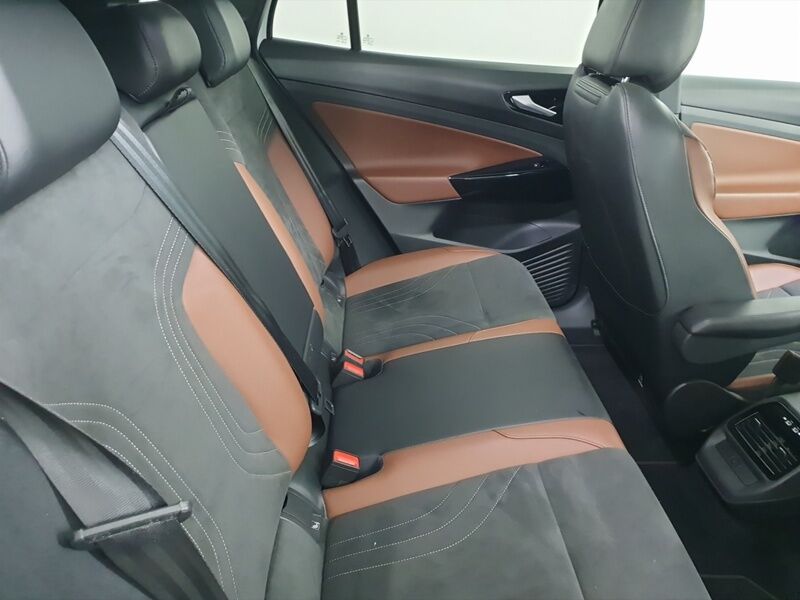 More views of Volkswagen ID.4