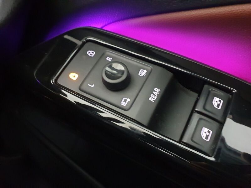 More views of Volkswagen ID.4