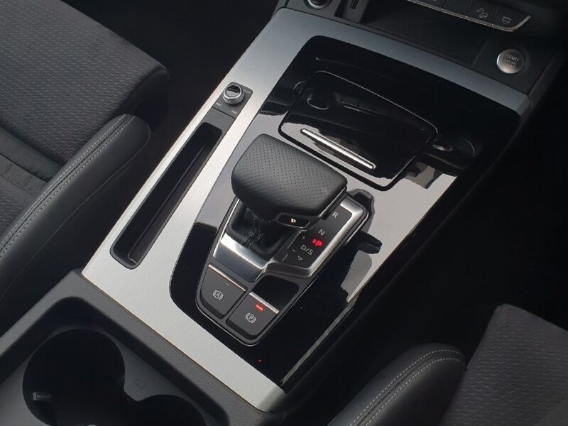 More views of Audi Q5