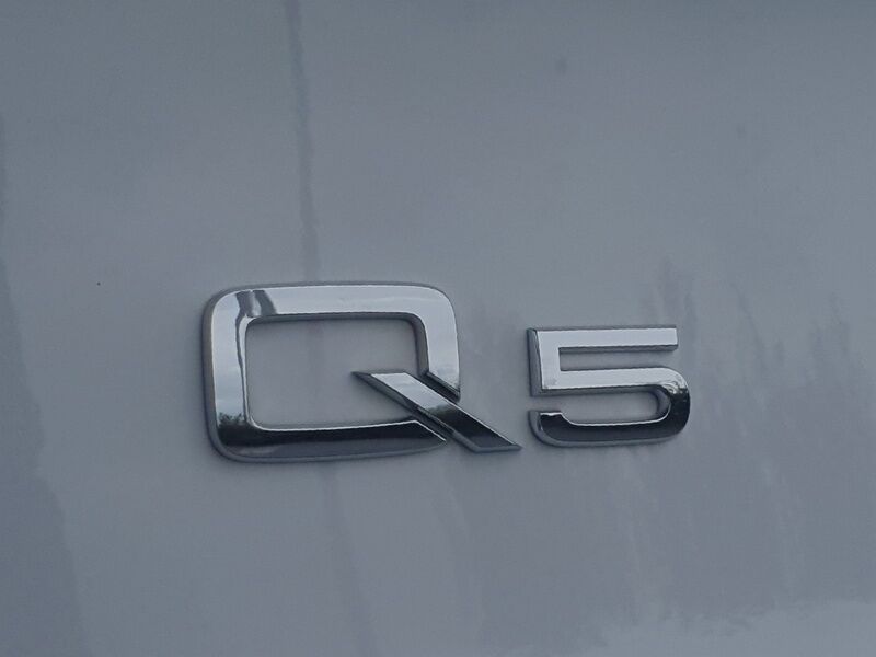 More views of Audi Q5