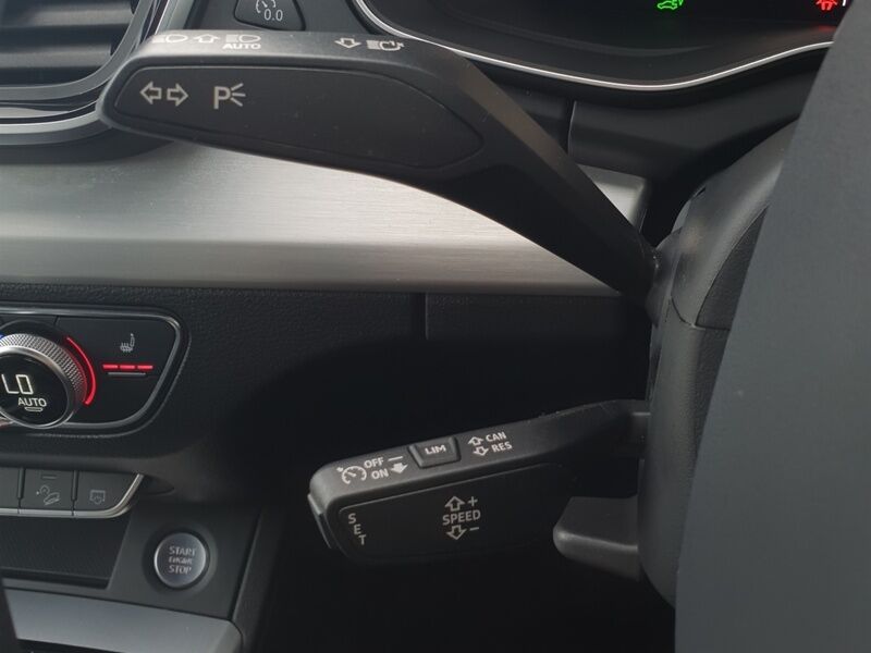 More views of Audi Q5