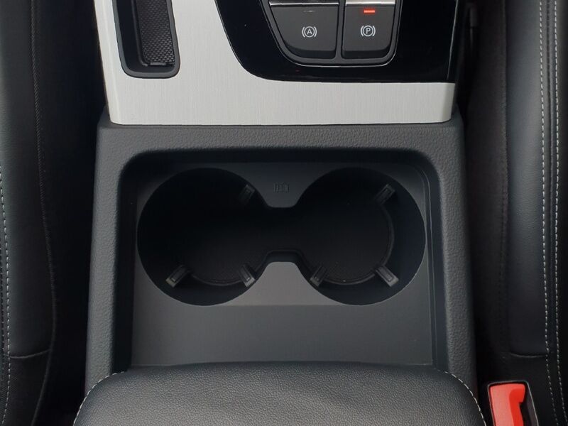 More views of Audi Q5