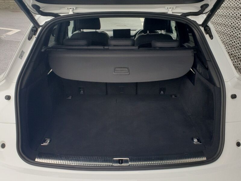 More views of Audi Q5